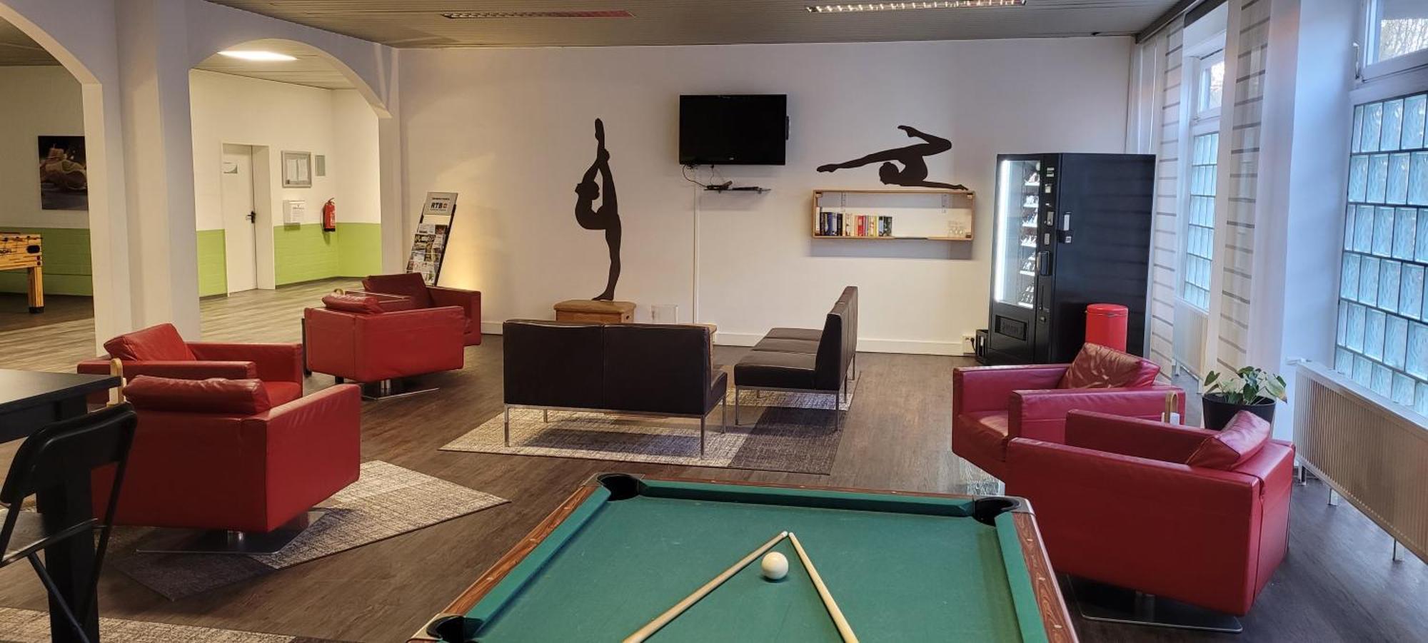 Rtb-Hotel - Sportschule Bergisch Gladbach Bagian luar foto